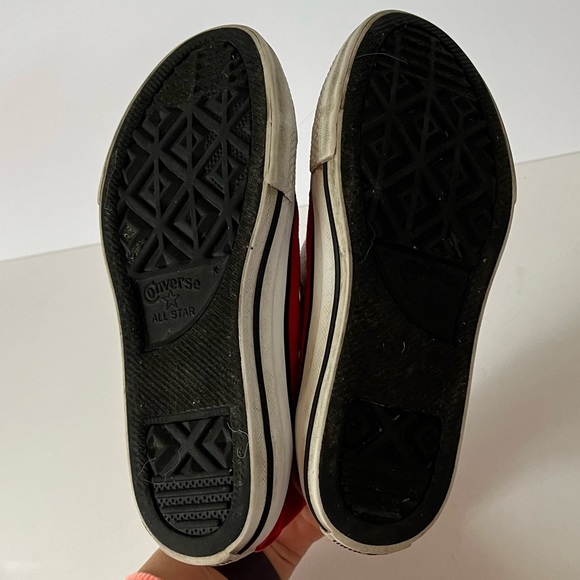 Converse x Looney Tunes Bugs Bunny Collaboration Red High Tops Size 13 - Picture 10 of 11